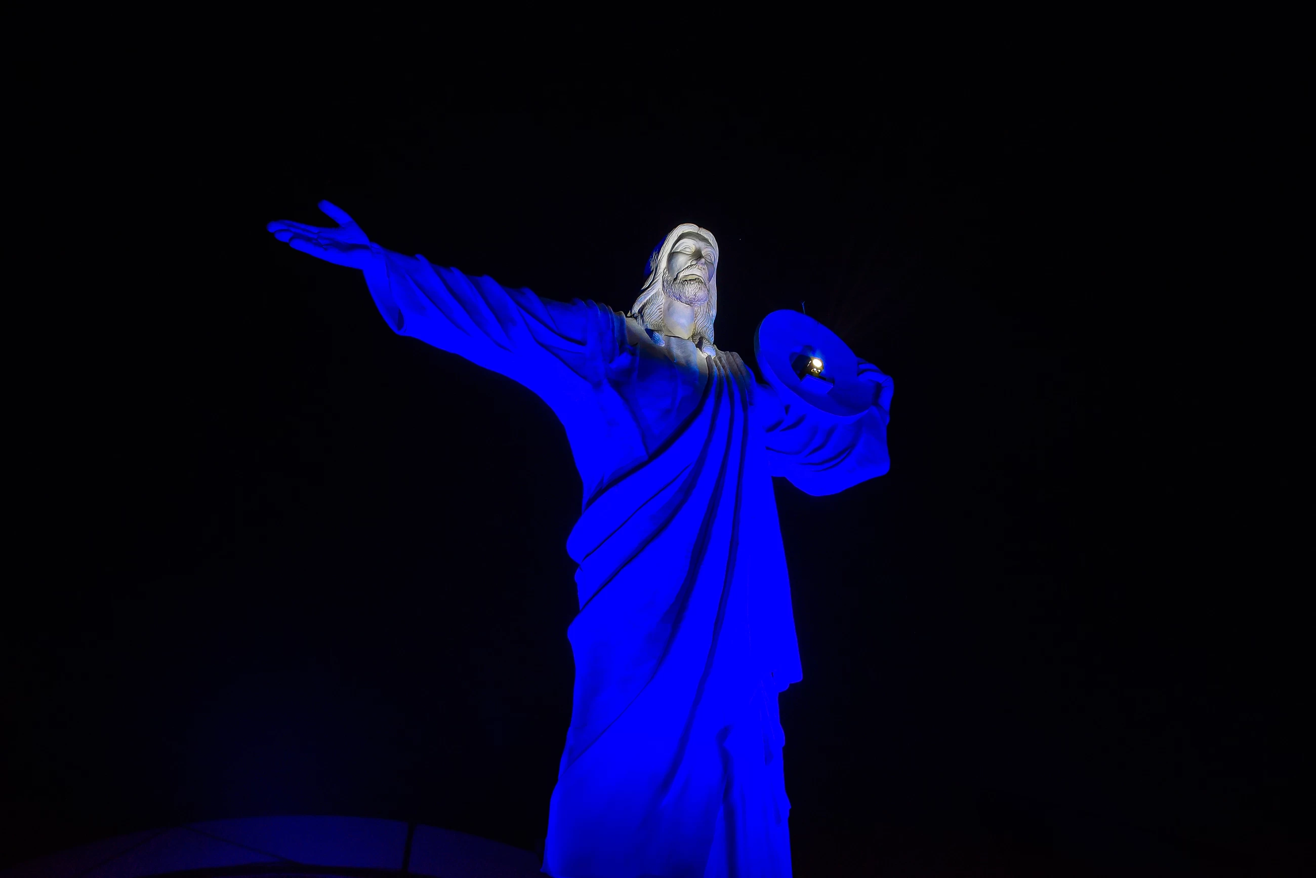 Cristo Luz se junta à campanha do Novembro Azul para conscientizar sobre a saúde masculina